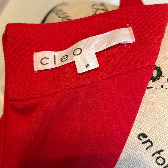 ✨🎄✨CLEO RED SHEATH DRESS Size 10 - Picture 9 of 9